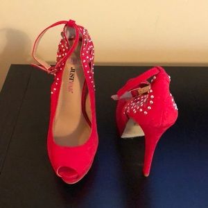 UNWORN 4.5” Red Stilettos